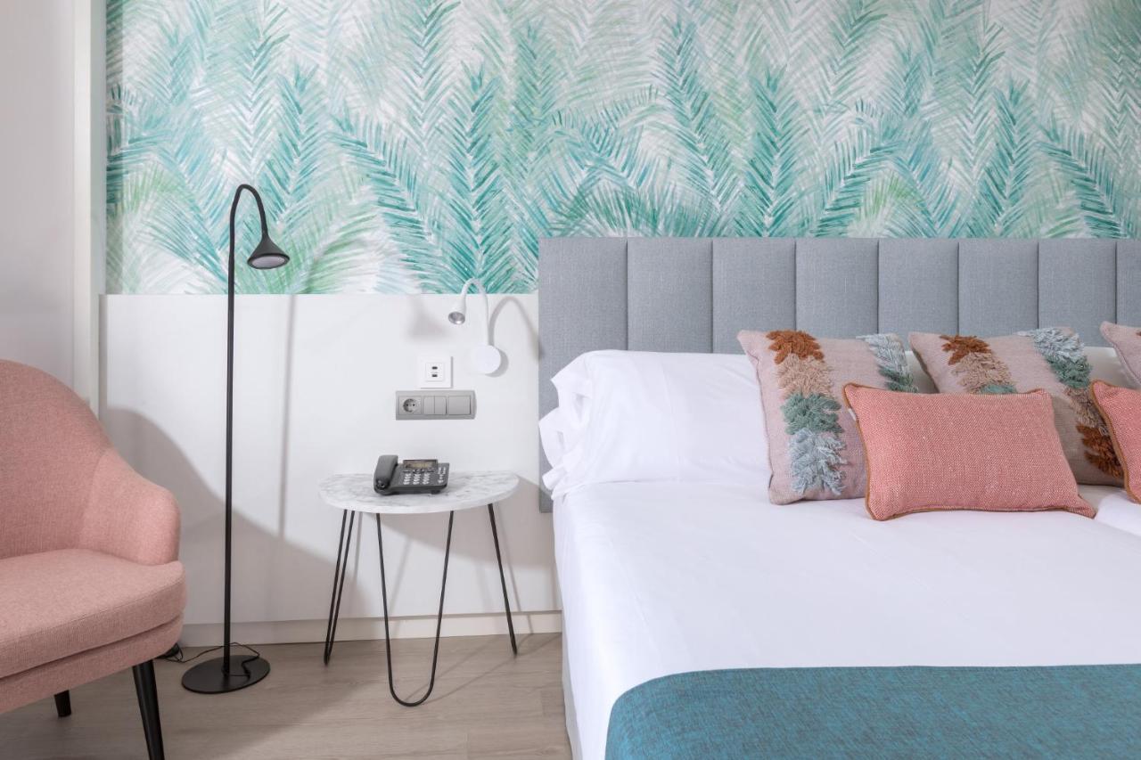 Hotel Cristina By Tigotan Las Palmas - Adults Only Exterior foto A room at the hotel