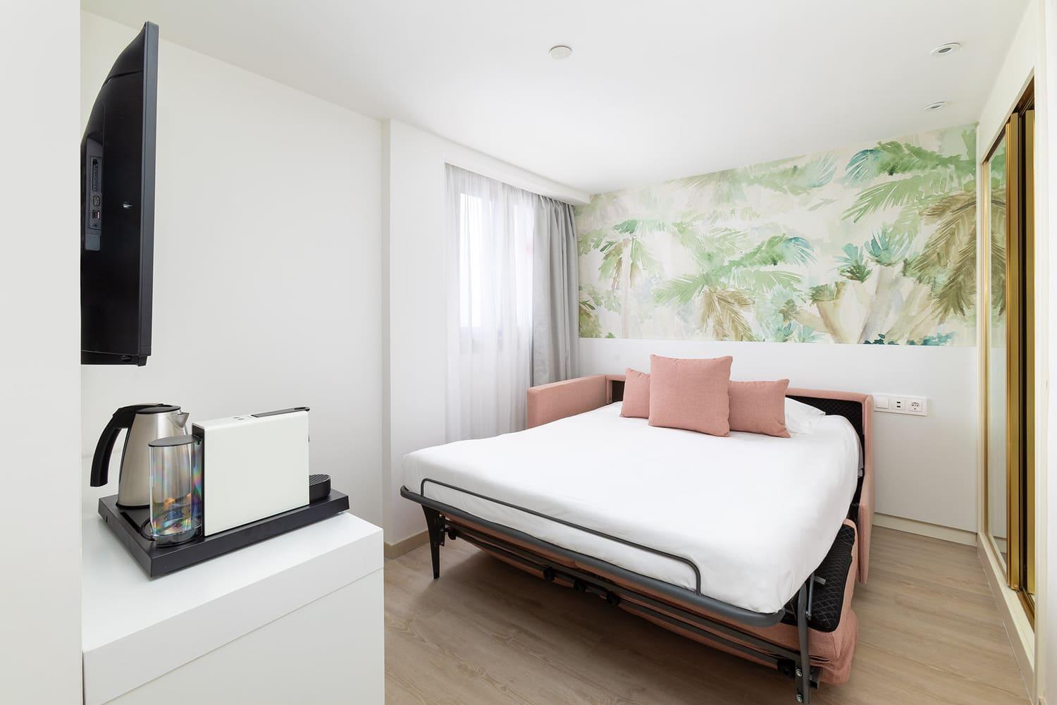 Hotel Cristina By Tigotan Las Palmas - Adults Only Exterior foto A room at the hotel